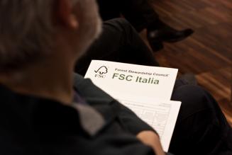 Corsi di formazione: aggiornamento sullo stamndard FSC-STD-40-004 V3-0 per Aziende certificate