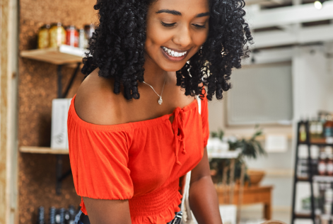 Dalla preoccupazione all'azione: una nuova ricerca rivela che i consumatori danno priorità alle foreste negli acquisti sostenibili